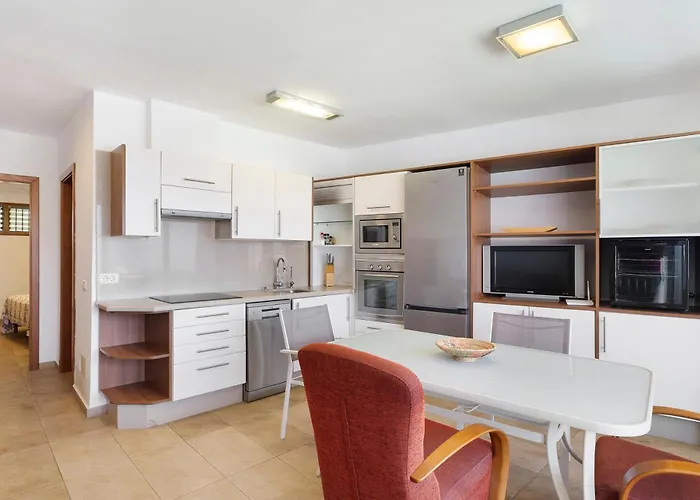 Apartment Beautiful Arenas Negras By Paramount Holidays